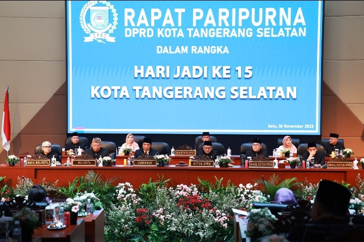 HUT Ke-15 Kota Tangsel, Pj Gubernur Banten Ajak Optimalkan Pelayanan Masyarakat HUT Ke-15 Kota Tangsel, Pj Gubernur Banten Ajak Optimalkan Pelayanan Masyarakat