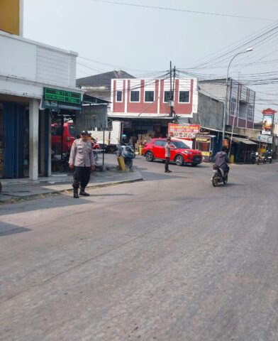 Ciptakan Situasi Lalu Lintas Aman, Personil Polsek Pontang Laksanakan Gatur Lalin