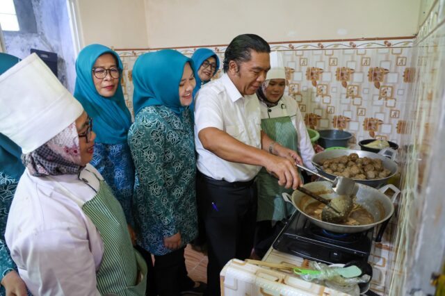 Percepatan Penanganan Stunting, TP PKK Provinsi Banten dan TP PKK Pusat Tinjau Program Pemberian Makanan Tambahan