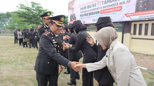 Kapolres Serang Pimpin Upacara Peringatan Hari Ibu