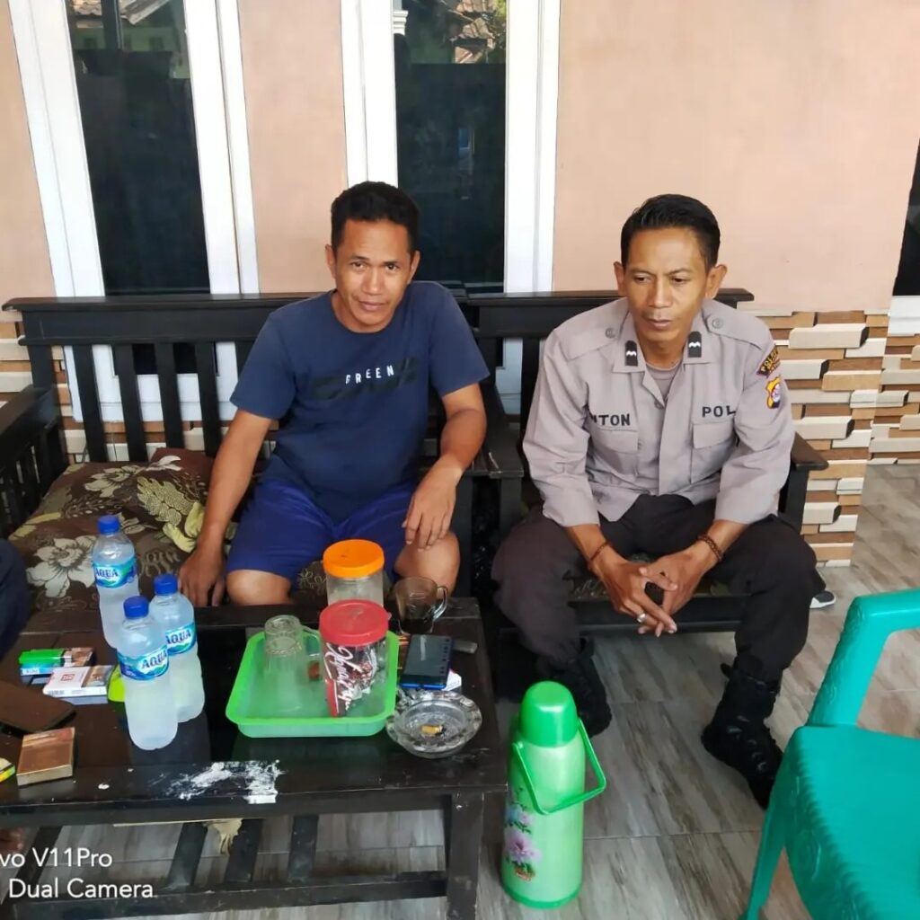 Ka SPKT Polsek Pontang Patroli Dialogis Bersama Warga Sampaikan Himbauan Kamtibmas