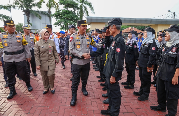 Pj Sekda Virgojanti Hadiri Apel Gelar Pasukan Operasi Lilin Maung 2023