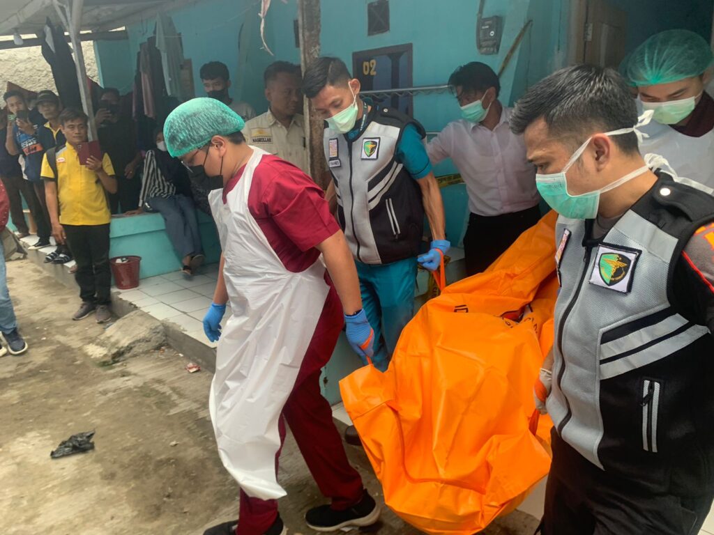 Temu Mayat Di Desa Citeureup Ciruas, Polsek Ciruas Dan Inafis Reskrim Polres Serang Lakukan Identifikasi Korban Temu Mayat Di Desa Citeureup Ciruas, Polsek Ciruas Dan Inafis Reskrim Polres Serang Lakukan Identifikasi Korban