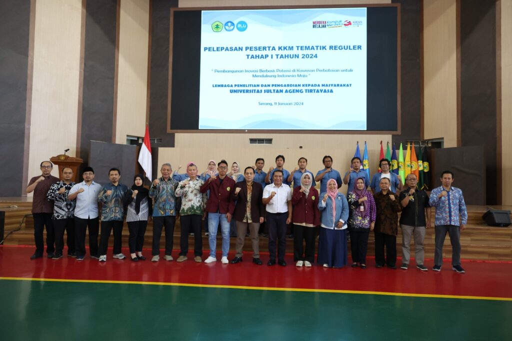 Al Muktabar Lepas 1.740 Mahasiswa KKM Untirta