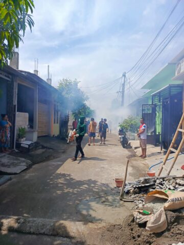 Lewat Program ‘PKS Peduli’ Caleg Walantaka-Curug ini Gelar Fogging di Perumahan Puri Delta Kota Serang