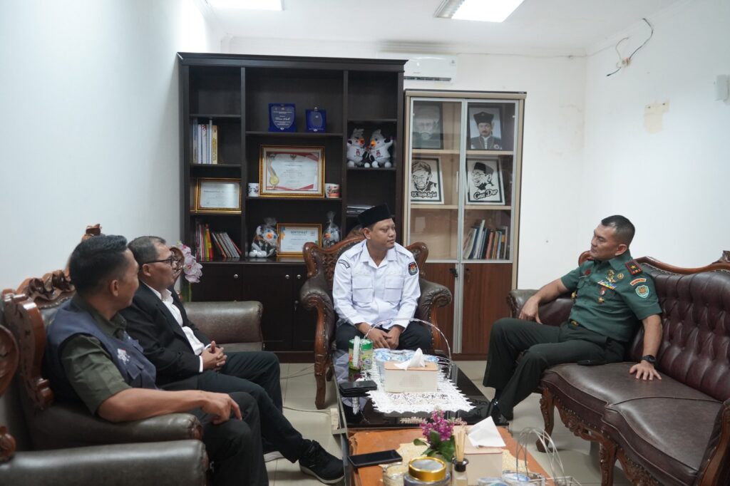 Tawarkan Gagasan Penyelesaian Masalah yang Mungkin Dihadapi dalam Pemilu 2024 di Banten, Begini Kata Danrem 064/MY Tawarkan Gagasan Penyelesaian Masalah yang Mungkin Dihadapi dalam Pemilu 2024 di Banten, Begini Kata Danrem 064/MY