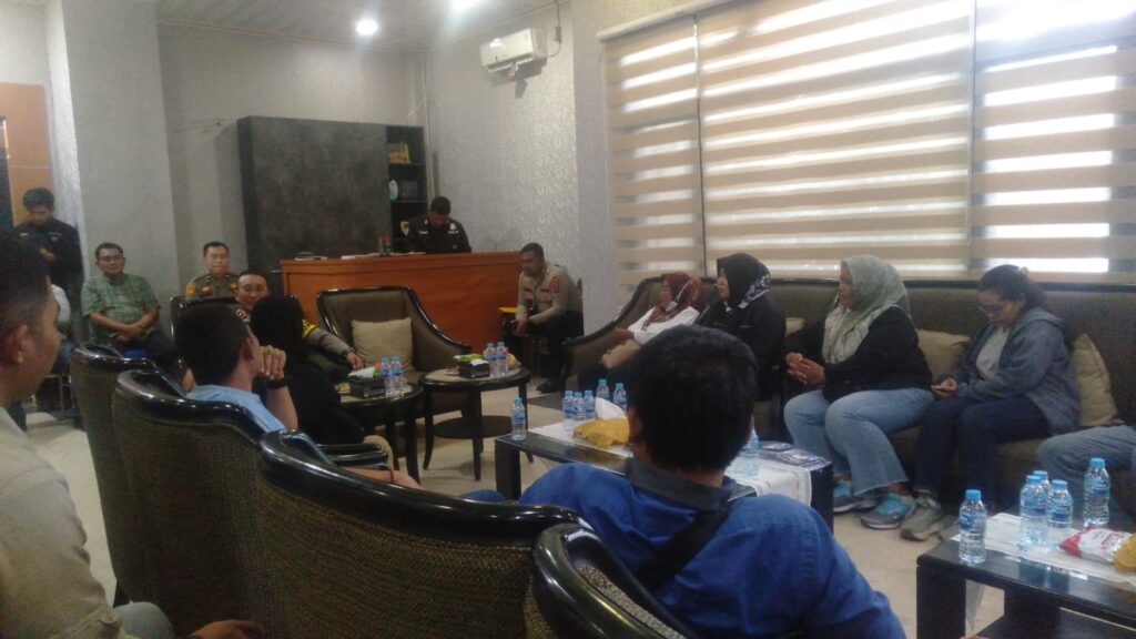 Wakapolda Banten Minta Maaf, Wartawan Terima Ajakan Silaturahmi Wakapolda Banten Minta Maaf, Wartawan Terima Ajakan Silaturahmi