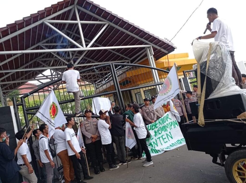 Hasil Seleksi Komisi Informasi Banten Tidak Jelas, DPW JPMI Sebut Ketua Komisi 1 DPRD Provinsi Banten Tidak Profesional Hasil Seleksi Komisi Informasi Banten Tidak Jelas, DPW JPMI Sebut Ketua Komisi 1 DPRD Provinsi Banten Tidak Profesional