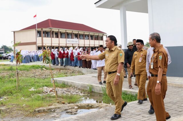 Tinjau SMAN 1 Lebak Wangi Kabupaten Serang, Al Muktabar : Pemprov Banten Giatkan Pembangunan SDM