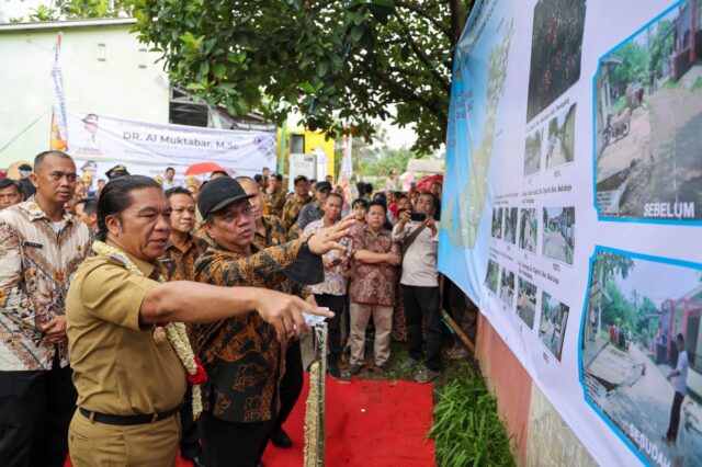 Al Muktabar : Peningkatan Jalan Lingkungan Tingkatkan Kehidupan Masyarakat