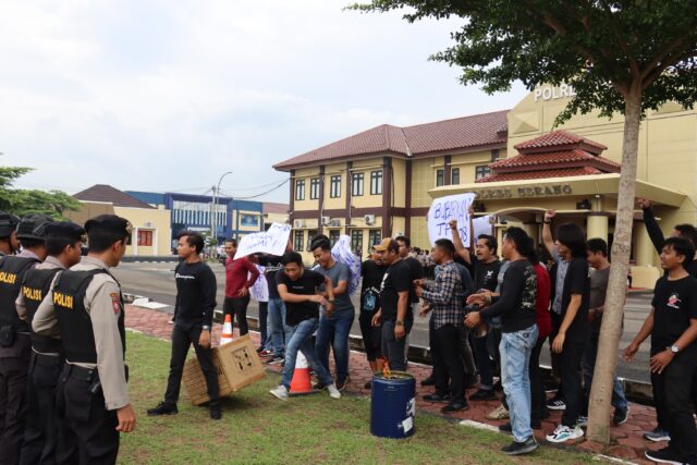 Polres Serang Gelar Simulasi Sispam TPS, Kapolres : Cooling System dan Sinergitas Itu Penting