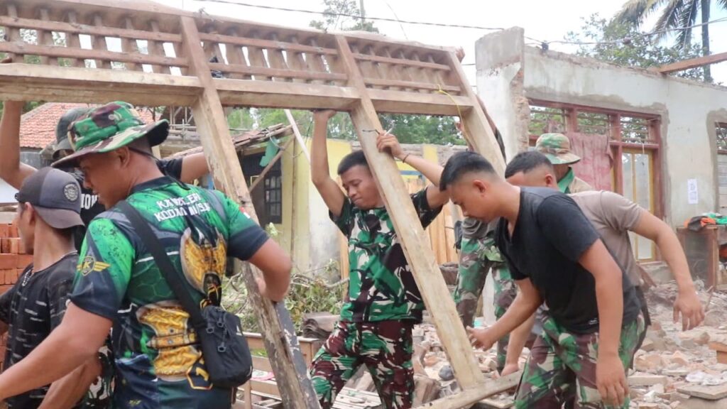 Pastikan Tepat Waktu, Satgas TMMD Ke 119 Kodim 0602/Serang Tanpa Lelah Kebut Sasaran Fisik