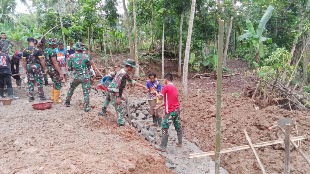 Pembangunan Tembok Penahan Tanah Satgas TMMD Kodim 0602/Serang Rampung