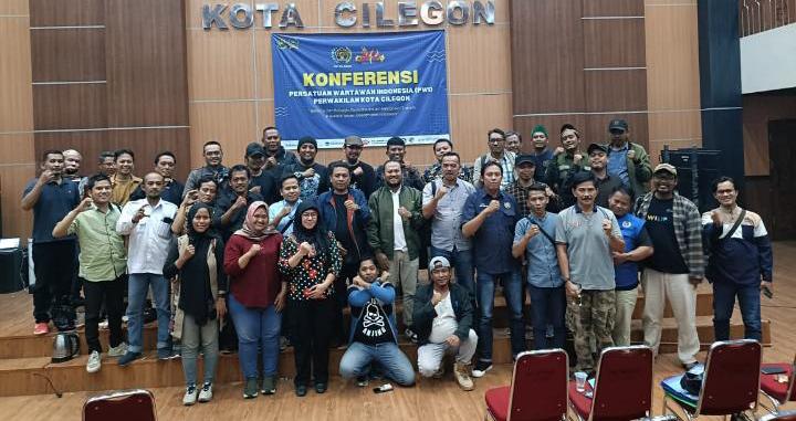 Terpilih Secara Aklamasi, Ahmad Fauzi Chan Nahkodai PWI Kota Cilegon Periode 2024-2027 Terpilih Secara Aklamasi, Ahmad Fauzi Chan Nahkodai PWI Kota Cilegon Periode 2024-2027