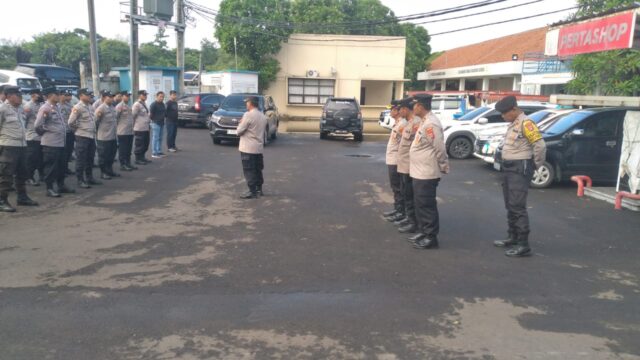 Hari ke 3 Kunker Wapres RI, Polres Serang Melaksanakan Apel Pengamanan di Ponpes An Nawawi Tanara