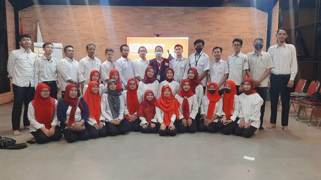 Orientasi dan Pelatihan TSR PMI Kabupaten Tangerang Bagi Relawan Angkatan ke 4 Orientasi dan Pelatihan TSR PMI Kabupaten Tangerang Bagi Relawan Angkatan ke 4