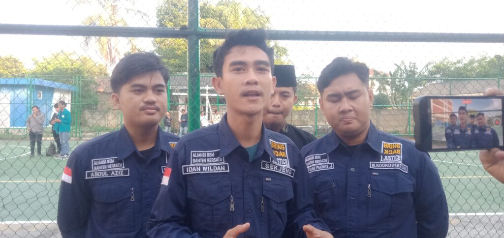 Aliansi BEM Banten Bersatu Soroti Mega Korupsi Di Banten, Sekjen : Kejati Banten Jangan Tebang Pilih Aliansi BEM Banten Bersatu Soroti Mega Korupsi Di Banten, Sekjen : Kejati Banten Jangan Tebang Pilih