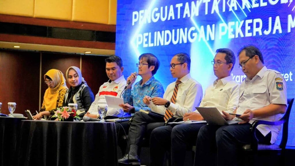 Kemendagri Dukung Penguatan Tata Kelola Penempatan dan Perlindungan Pekerja Migran Indonesia Kemendagri Dukung Penguatan Tata Kelola Penempatan dan Perlindungan Pekerja Migran Indonesia