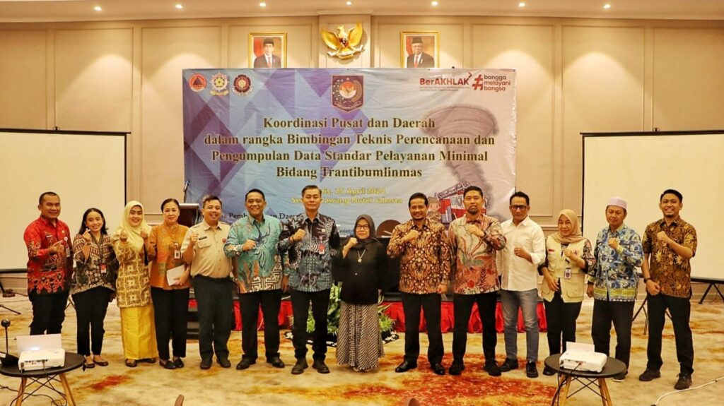 Kemendagri: Indikator SPM Urusan Trantibumlinmas Jadi Isu Prioritas pada Dokrenda Kemendagri: Indikator SPM Urusan Trantibumlinmas Jadi Isu Prioritas pada Dokrenda