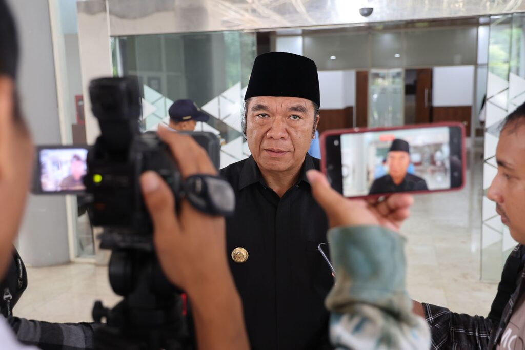Pemprov Banten Tindak Lanjut Pandangan Fraksi DPRD Banten Terkait Raperda Pertanggungjawaban APBD TA 2023 Pemprov Banten Tindak Lanjut Pandangan Fraksi DPRD Banten Terkait Raperda Pertanggungjawaban APBD TA 2023