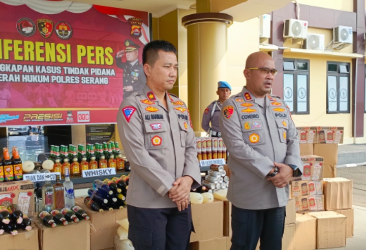 5.061 Botol Miras Diamankan Polres Serang Saat Patroli KRYD