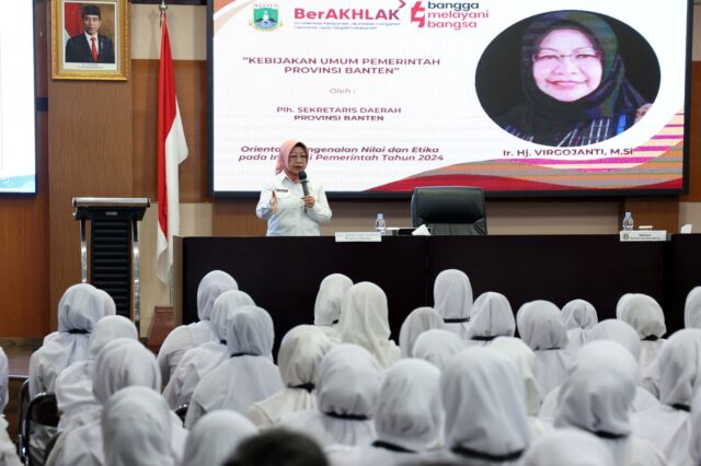 Plh Sekda Banten Virgojanti : Guru Ujung Tombak Kemajuan Pendidikan