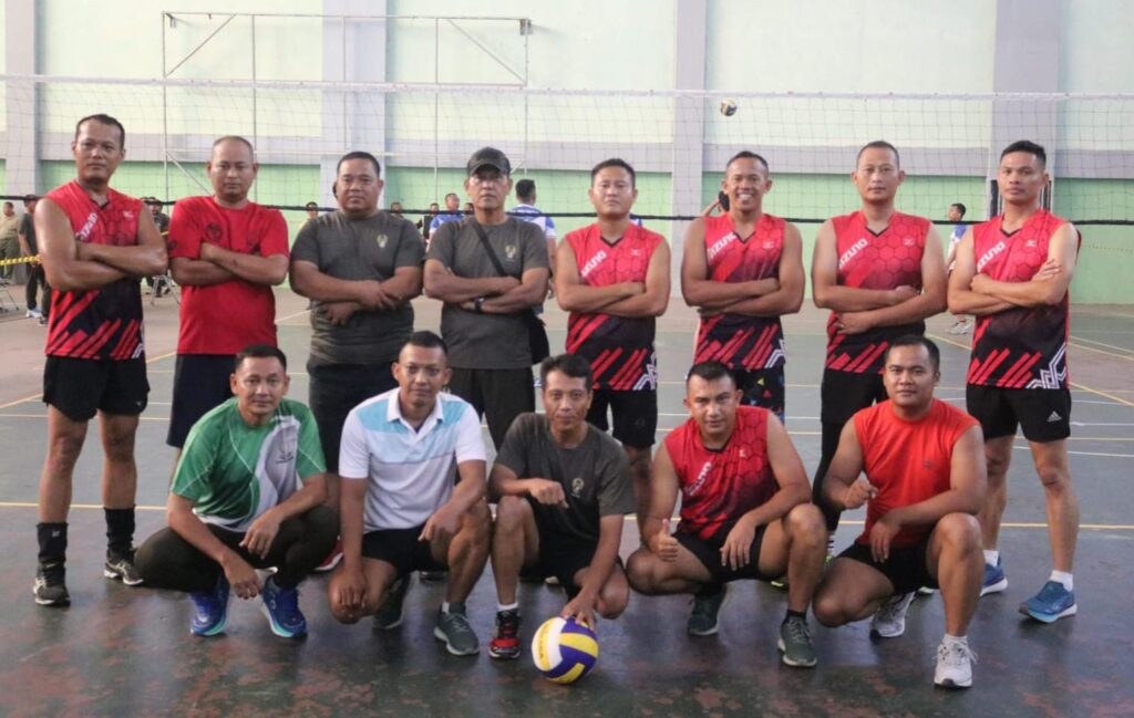 Tim Voli Kodim 0602/Serang Berhasil Raih Juara Pertama Di Ajang Lomba Yang Digelar Korem 064/MY Tim Voli Kodim 0602/Serang Berhasil Raih Juara Pertama Di Ajang Lomba Yang Digelar Korem 064/MY