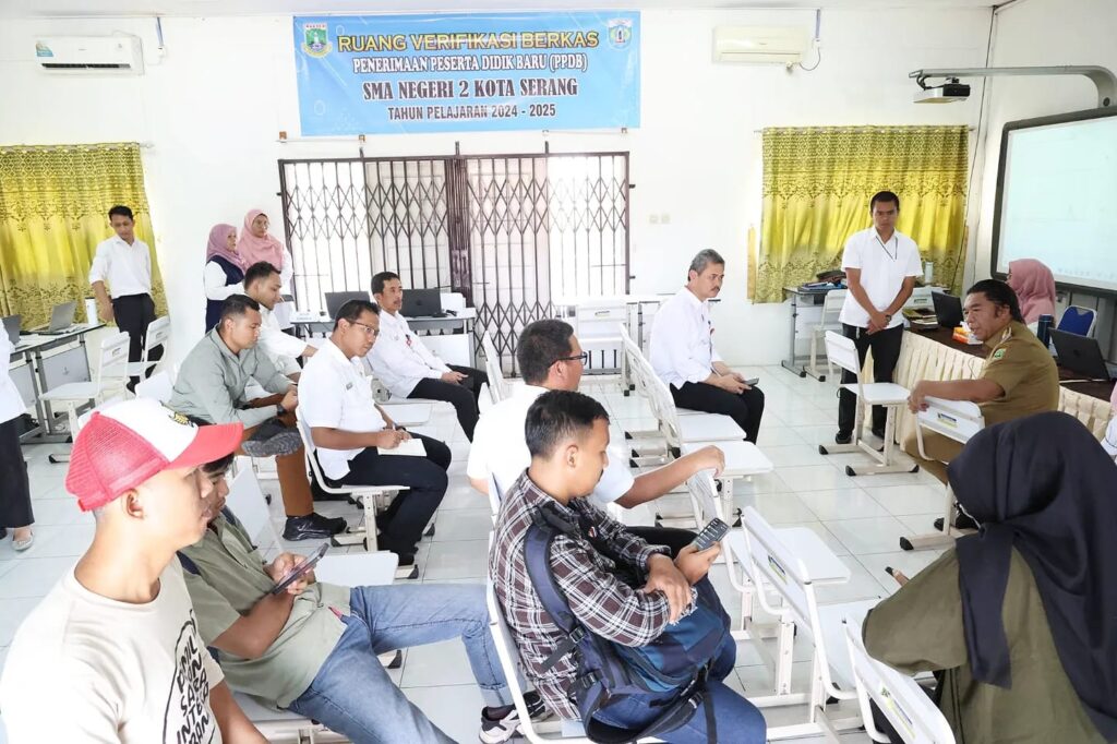 Maksimalkan Pelayanan PPDB 2024, Al Muktabar: Pemprov Banten Telah Siapkan Langkah Antisipasi Kendala Maksimalkan Pelayanan PPDB 2024, Al Muktabar: Pemprov Banten Telah Siapkan Langkah Antisipasi Kendala