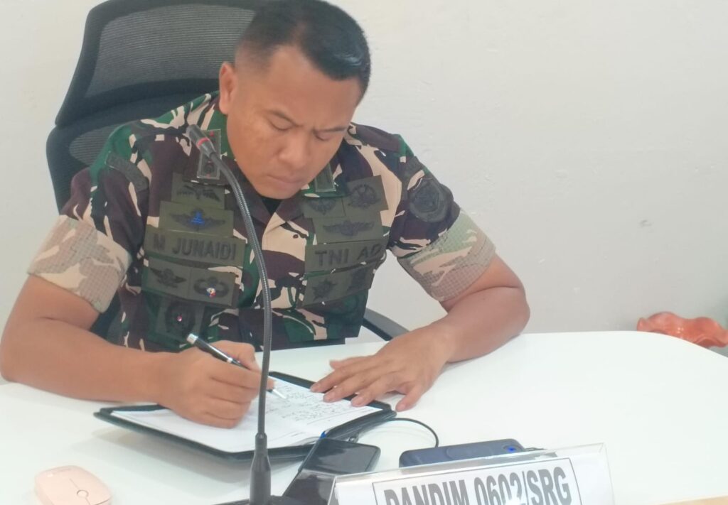 Dandim 0602/Serang : Prajurit Tidak Boleh Terjerumus Ke Lingkaran Judi Online Dan Harus Disiplin Berlalulintas Dandim 0602/Serang : Prajurit Tidak Boleh Terjerumus Ke Lingkaran Judi Online Dan Harus Disiplin Berlalulintas