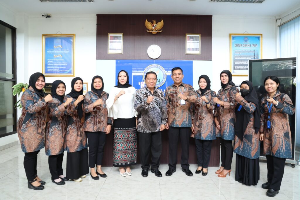Al Muktabar: Tanggulangi dan Perangi Narkotika Bagian dari Mempersiapkan Generasi Unggul dan Tangguh Al Muktabar: Tanggulangi dan Perangi Narkotika Bagian dari Mempersiapkan Generasi Unggul dan Tangguh