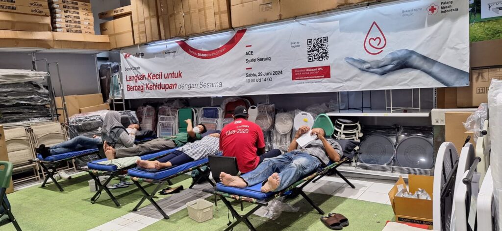 Gelar Donor Darah, ACE Hardware Serang Sukses Kumpulkan 25 Kantong Darah Gelar Donor Darah, ACE Hardware Serang Sukses Kumpulkan 25 Kantong Darah