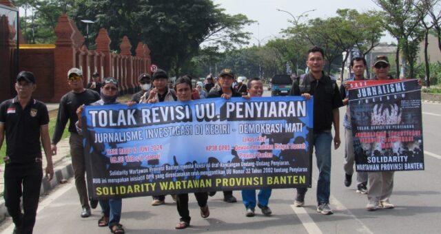 Solidaritas Wartawan Provinsi Banten Gelar Aksi Tolak Revisi UU Penyiaran