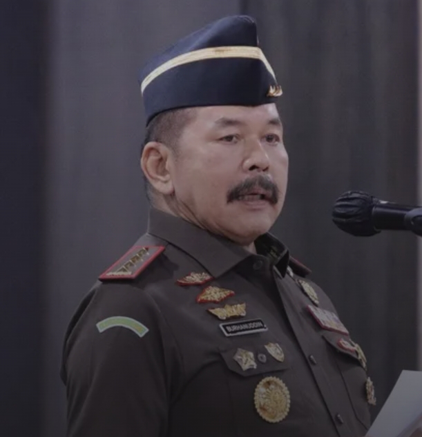 Jaksa Agung Lantik Jampidum, Kajati dan Pejabat Eselon II di Lingkungan Kejagung Jaksa Agung Lantik Jampidum, Kajati dan Pejabat Eselon II di Lingkungan Kejagung