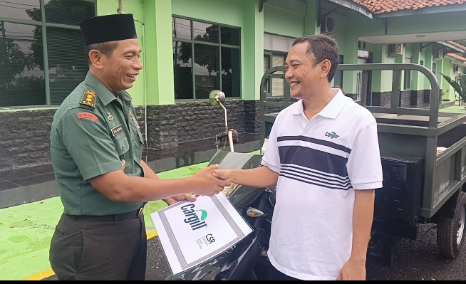 Kodim 0602/Serang Terima Hibah Satu Unit Motor Viar Roda Tiga Dari PT Cargill