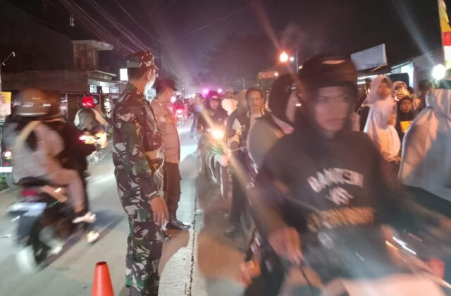 Serda Anis Babinsa Koramil 0602-03/Walantaka Amankan Tradisi Tahun Baru 1 Muharram 1446 Hijriah