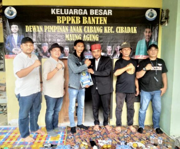 DPC BPPKB Banten Kabupaten Lebak Serahkan SK DPAC BPPKB Kecamatan Cibadak