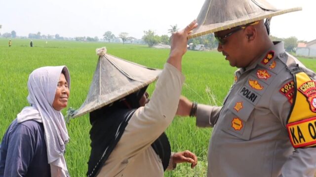 Kapolres Serang Gelar Silaturahmi dan Bansos Bersama Emak- emak Buruh Tani