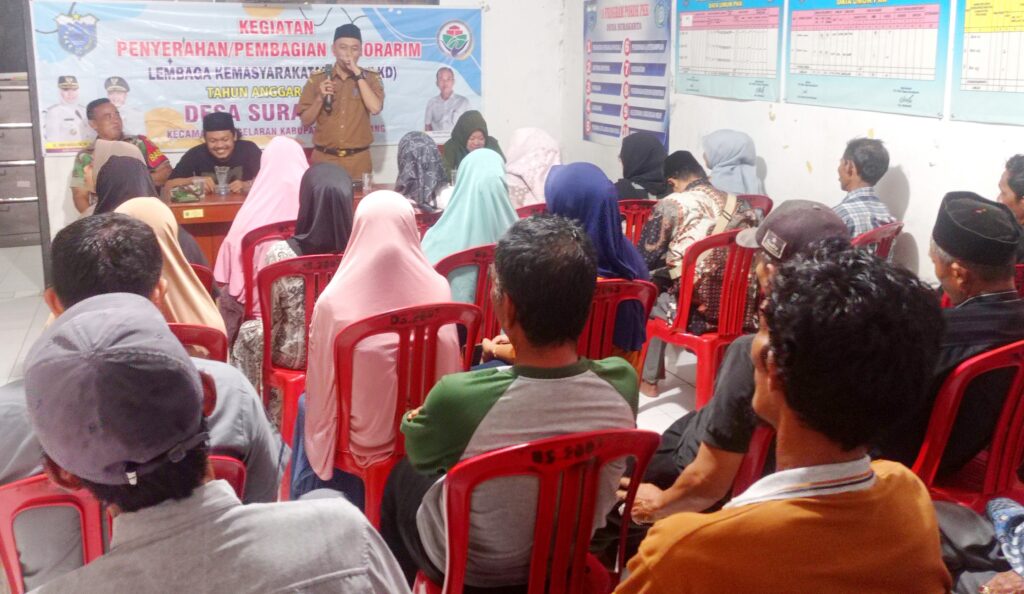 Salurkan Honor LKD DD Tahap Kedua 2024, Ini Harapan Pj Kades Surakarta