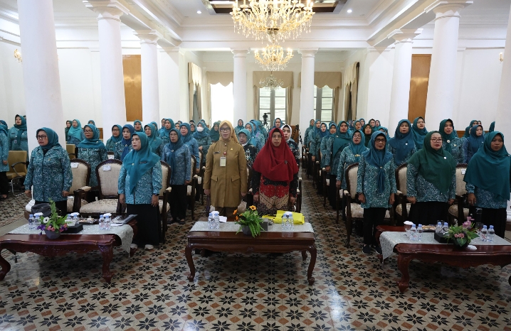 Optimalkan Potensi Perkembangan Otak Anak, TP PKK Banten Gelar Penguatan Kader Posyandu dan Kader PKK Optimalkan Potensi Perkembangan Otak Anak, TP PKK Banten Gelar Penguatan Kader Posyandu dan Kader PKK