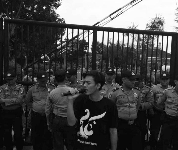 Tahanan Kabur, Fam Serang Raya Soroti Lemahnya Kinerja dan Pengawasan Polresta Serkot Tahanan Kabur, Fam Serang Raya Soroti Lemahnya Kinerja dan Pengawasan Polresta Serkot
