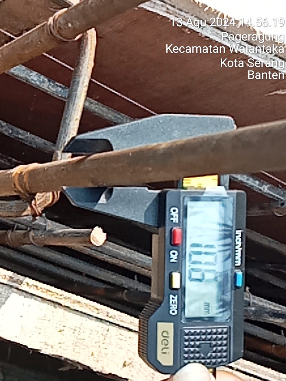 Dugaan Bermasalah Pada Pekerjaan Sistem Pengolahan Air Limbah Domestik Terpusat ( SPAL – DT ) Di Kelurahan Pager Agung Dugaan Bermasalah Pada Pekerjaan Sistem Pengolahan Air Limbah Domestik Terpusat ( SPAL – DT ) Di Kelurahan Pager Agung