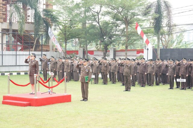 Wakajati Banten Pimpin Upacara Peringatan HUT ke-79 RI di Kejaksaan Tinggi Banten