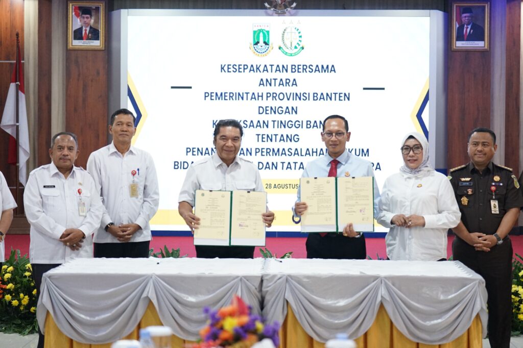 Pemerintah Provinsi Banten dan Kejaksaan Tinggi Banten Tandatangani Kesepakatan Penanganan Permasalahan Hukum Pemerintah Provinsi Banten dan Kejaksaan Tinggi Banten Tandatangani Kesepakatan Penanganan Permasalahan Hukum