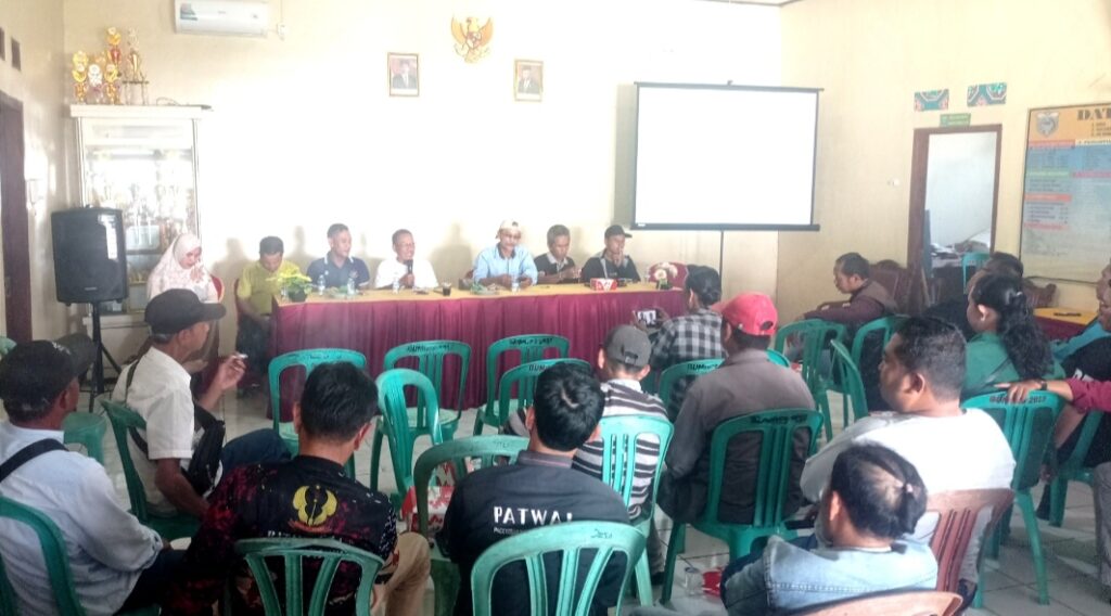 Para Kepala Desa di Kecamatan Bojong Undang dan Gelar Silaturahmi Bersama Wartawan dan Lembaga Para Kepala Desa di Kecamatan Bojong Undang dan Gelar Silaturahmi Bersama Wartawan dan Lembaga