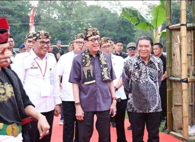 Pj Gubernur Banten Kukuhkan Desa dan Kelurahan Sadar Hukum