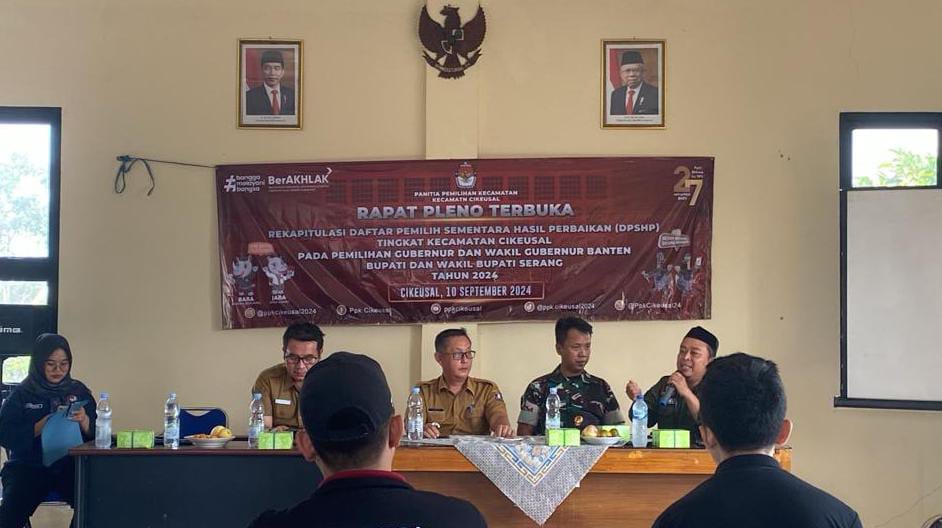 Danramil 0602-09/Cikeusal Bersama Babinsa Amankan Rapat Pleno Terbuka Rekapitulasi DPSHP Danramil 0602-09/Cikeusal Bersama Babinsa Amankan Rapat Pleno Terbuka Rekapitulasi DPSHP