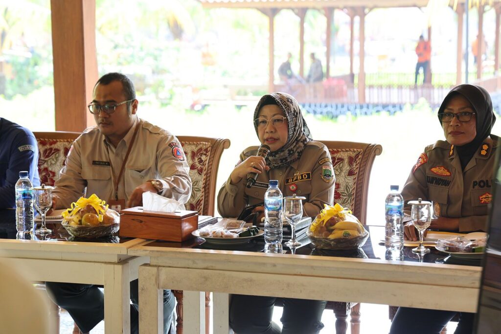 Plh Sekda Banten Virgojanti Pimpin Rakor Kebencanaan Plh Sekda Banten Virgojanti Pimpin Rakor Kebencanaan