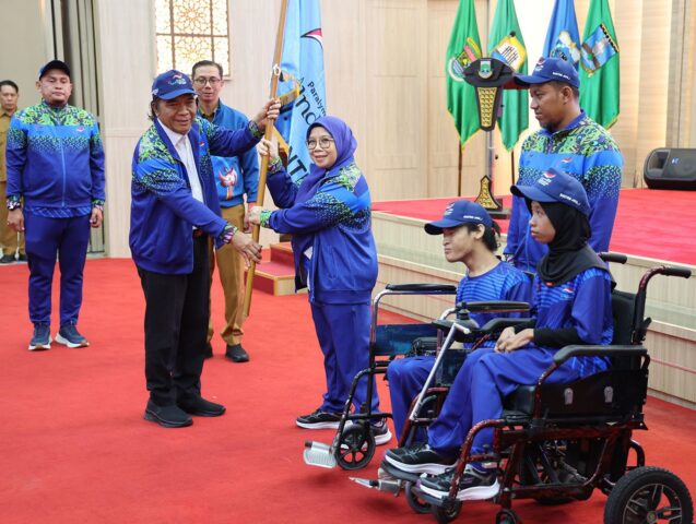 Pj Gubernur Lepas Kontingen Paralympic Provinsi Banten Pada Peparnas XVII Solo 2024