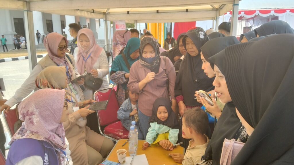 Roadshow “Kita Halalin 2024” bersama Wakil Presiden Ma’ruf Amin, 232 Anggota APKLI Tersertifikasi Roadshow “Kita Halalin 2024” bersama Wakil Presiden Ma’ruf Amin, 232 Anggota APKLI Tersertifikasi