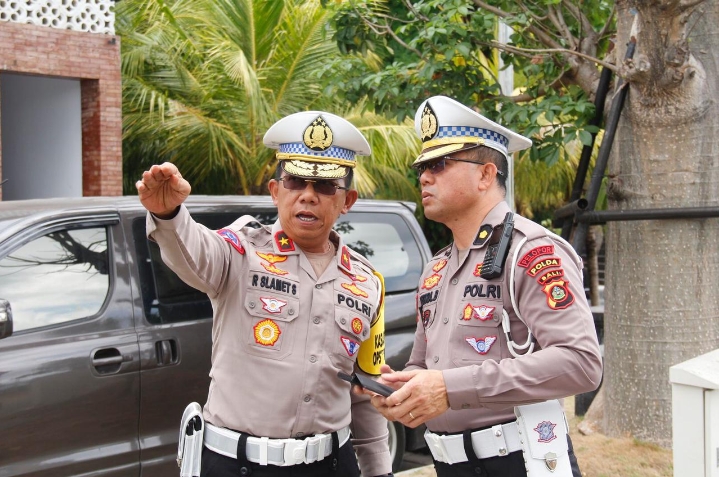 Kawal Pergerakan Tamu VIP-VVIP KTT IAF ke-2 di Bali, Polri Turunkan 1.438 Personel Polantas Kawal Pergerakan Tamu VIP-VVIP KTT IAF ke-2 di Bali, Polri Turunkan 1.438 Personel Polantas